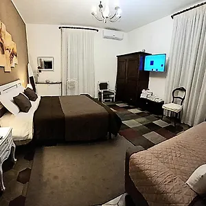 Casa Ferrari Testaccio E Trastevere Wi-fi Free Rom